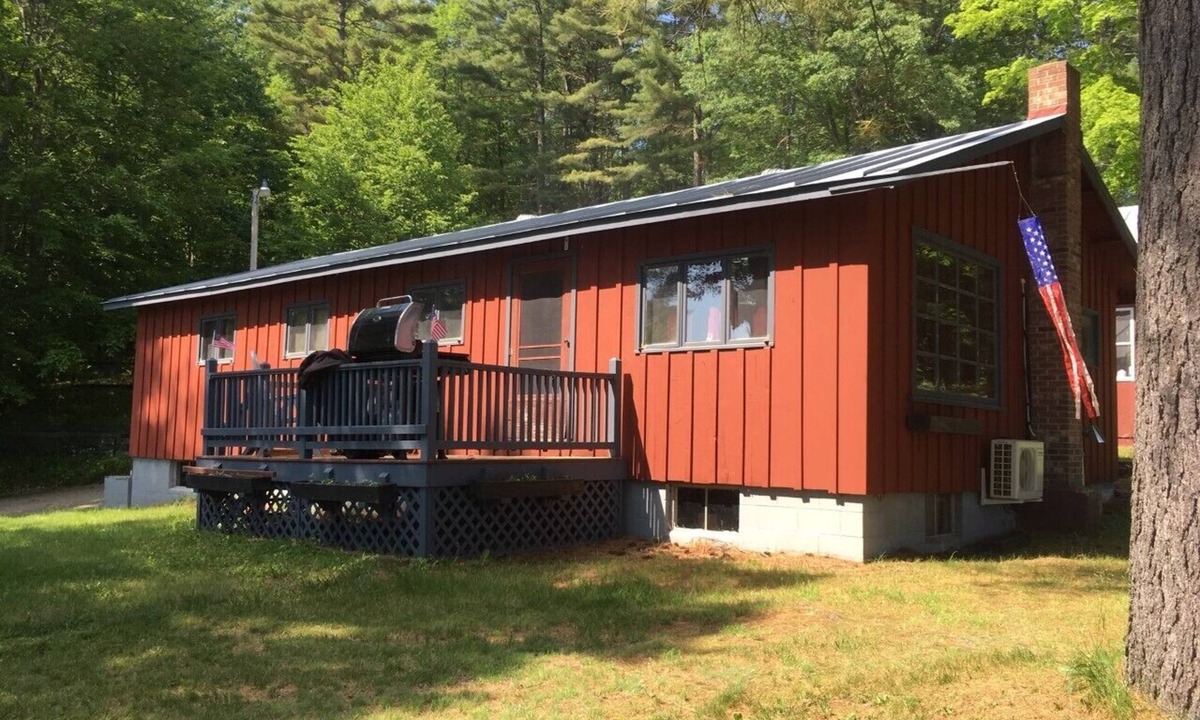 Post Mills House | 2 Bedroom, 2 Bath Ranch Style Home