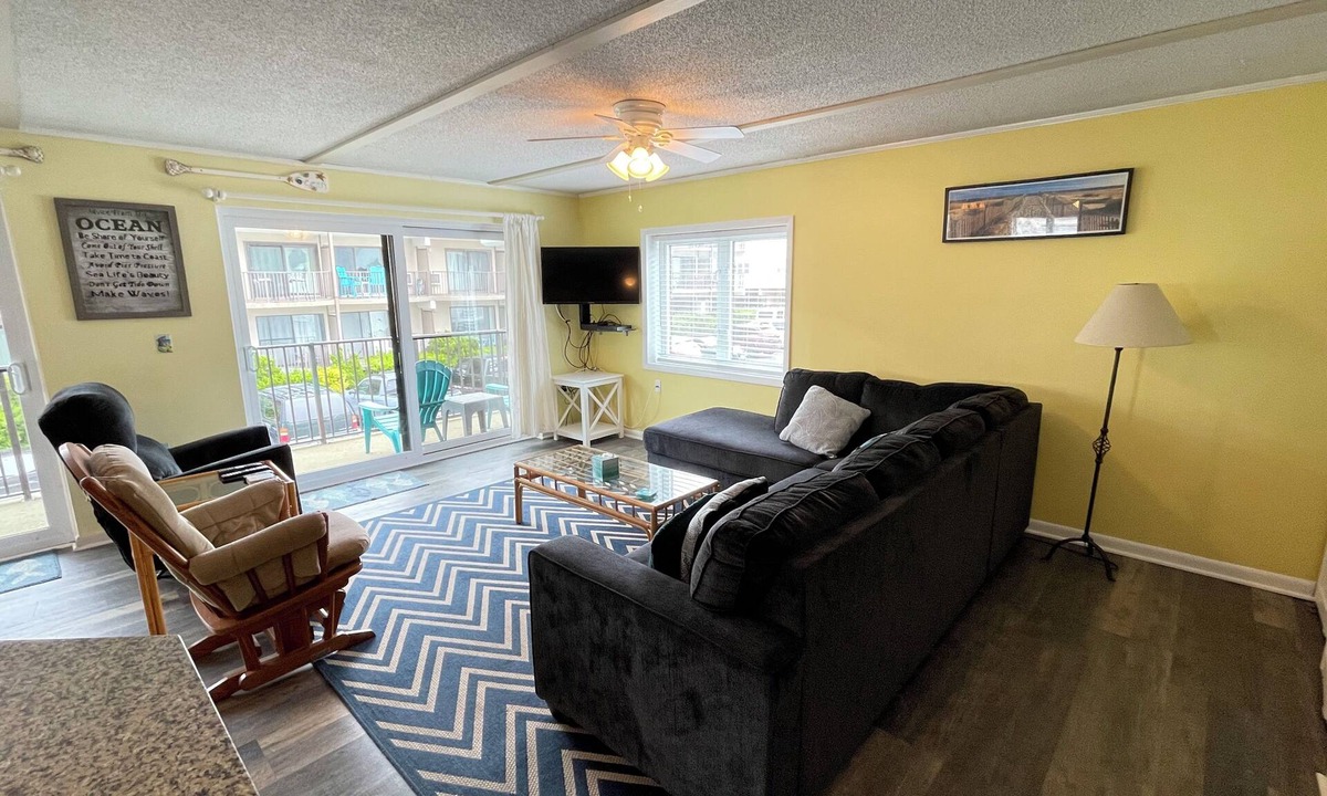 Midtown Ocean City Condo | 2 Bedroom 2 Bathroom Vacation Condo!