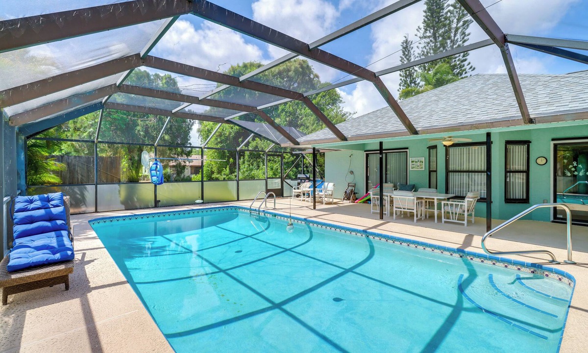 Sebastian Highlands House | 2 Mi to Water: Sebastian Home w/Pool!