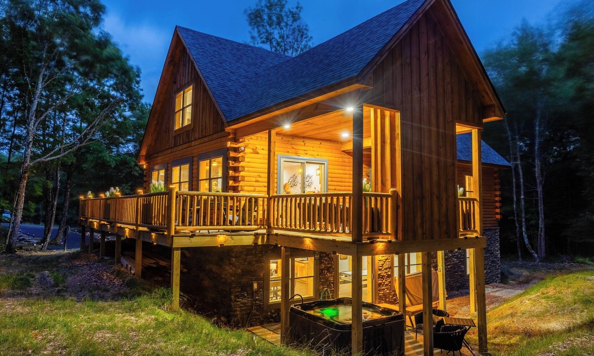 McHenry House | 2024 built, 6 Bed/4 bath, Mountain Oasis w/a modern touch at Deep Creek Lake, Wisp Resort & Golf!