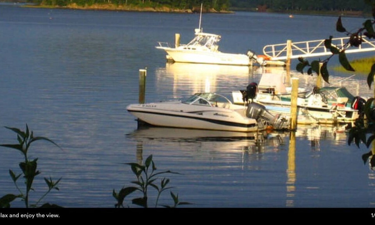 Dover House | 3 Bedroom Waterfront home. Lovely family house to enjoy with so much charm.