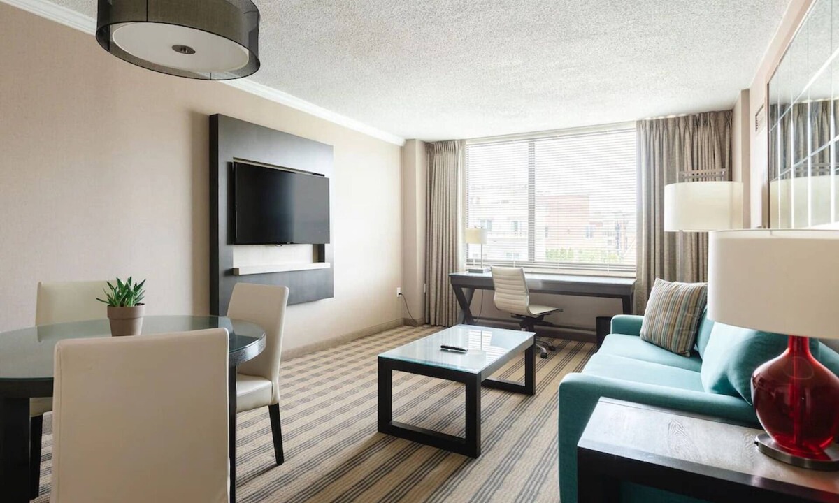 West End Apartment | 3 Units in Penn Washington | Spacious Haven | Walk to Kennedy Center & Mall