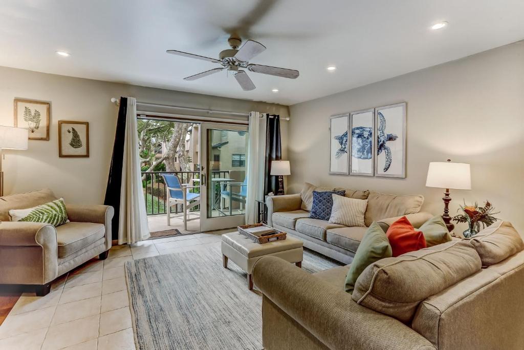 American Beach Apartment | 507 Sailmaker Condo