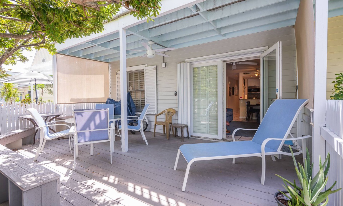 Truman Annex Condo | A SUNSET VIEW at The Truman Annex in Key West