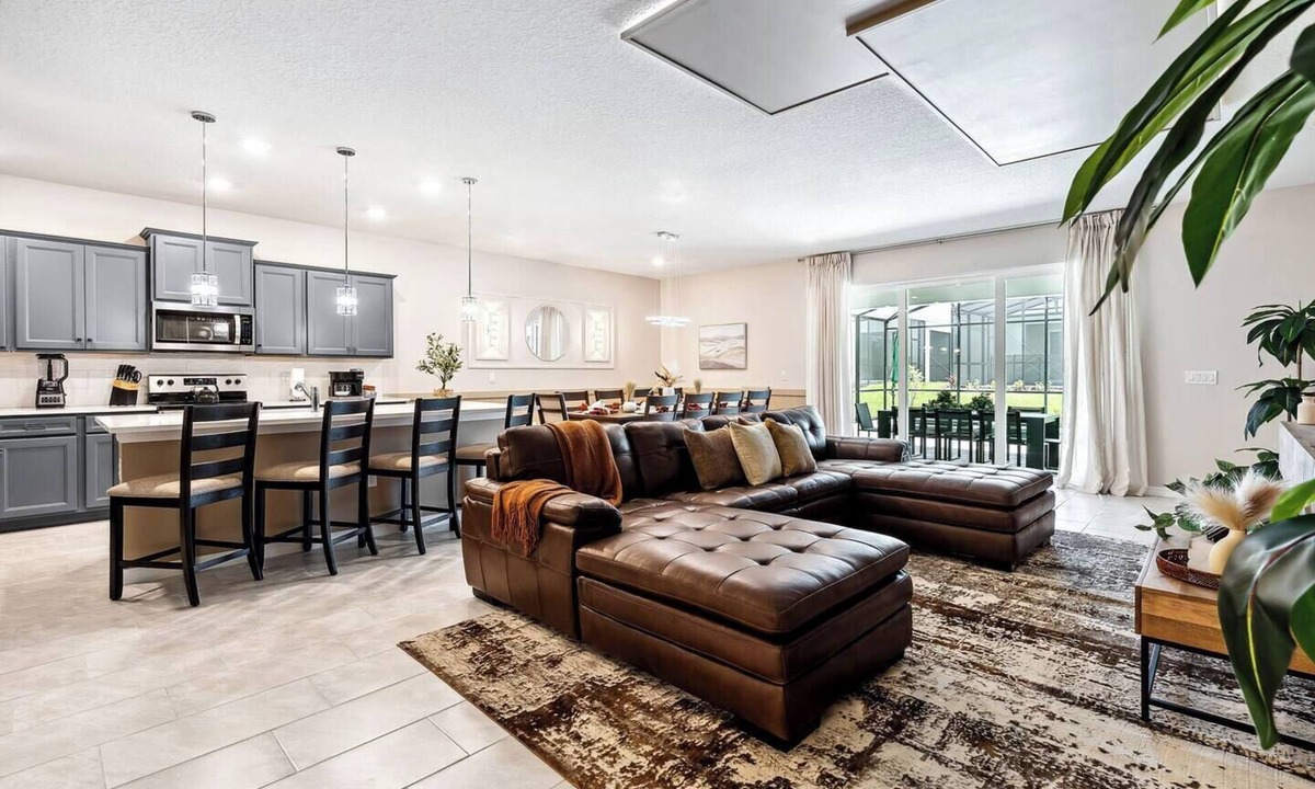 Four Corners House | Amazing, Brand New 10BD/8BR for Up to 28 Guests