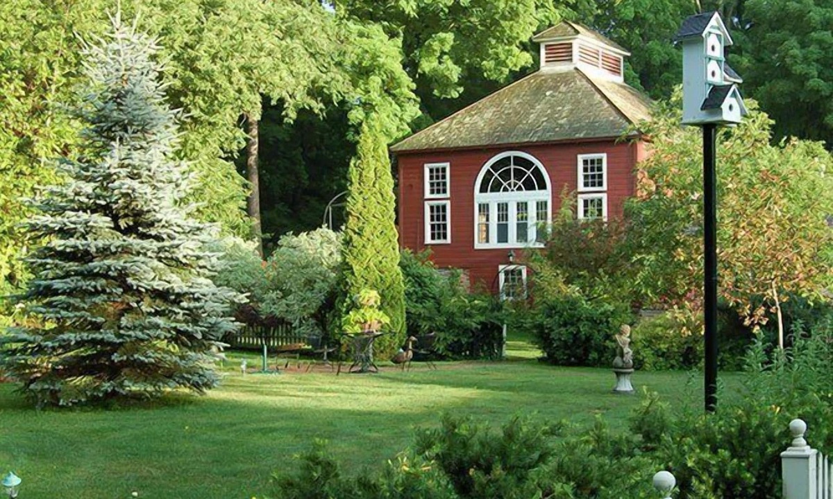 Arlington House | Arlington Inn