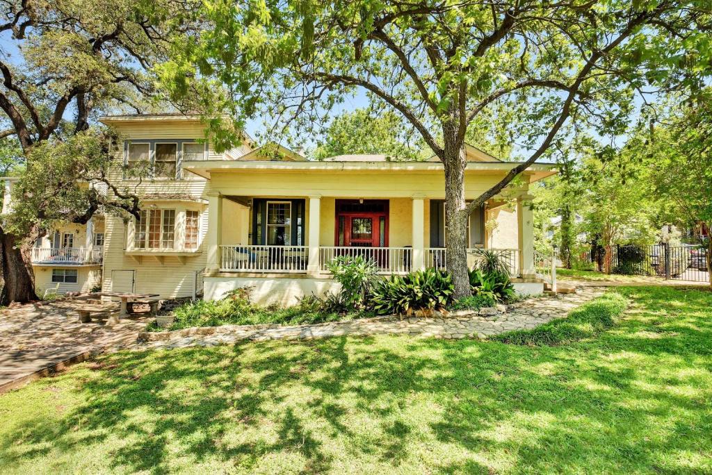 West Campus House | Austin Home 1900