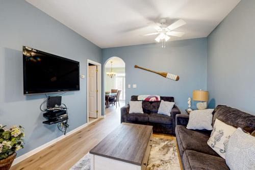 Sun Ridge House | Bayside Resort - 11444 West Sand Cove