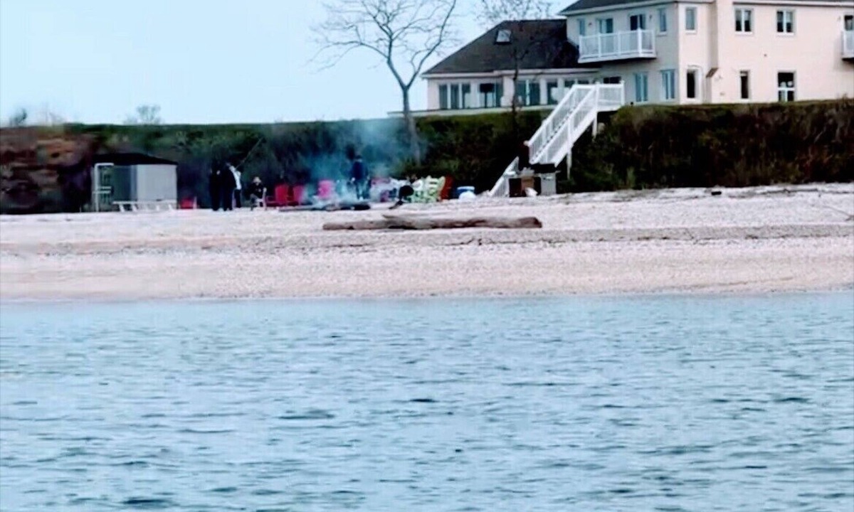 Orient House | Beachfront vacation dream house on Long Island Sound.