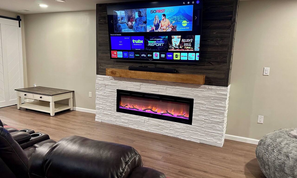 Hedgesville Apartment | Beautiful, modern, family-friendly 2-bedroom apartment with game & media rooms.