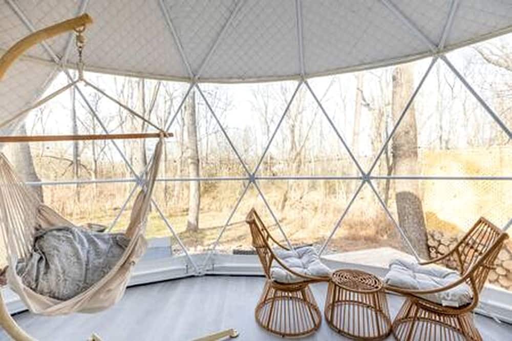 Leesburg Cabin | Breathtaking Dome with Spectacular Interior and Exterior in Leesburg, Virginia