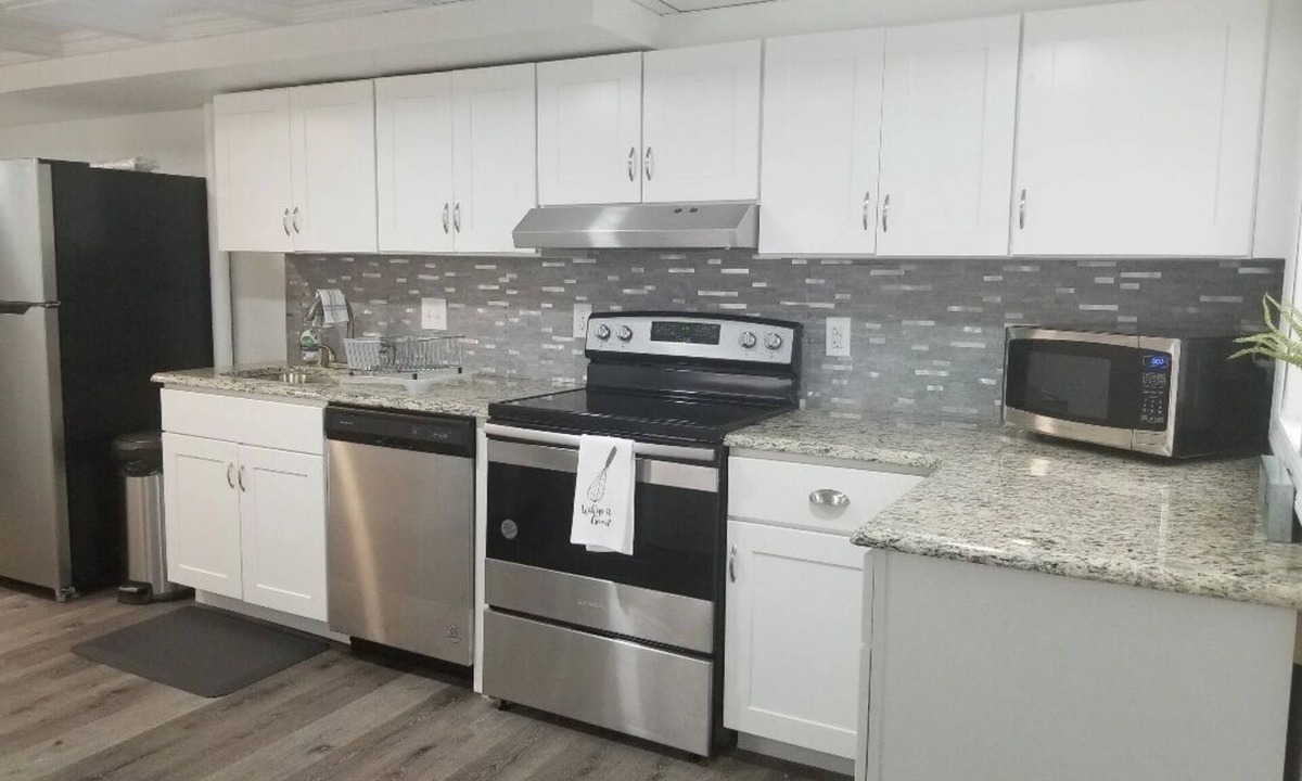 Rosaryville Apartment | Brick and Ember Suites at Rosaryville