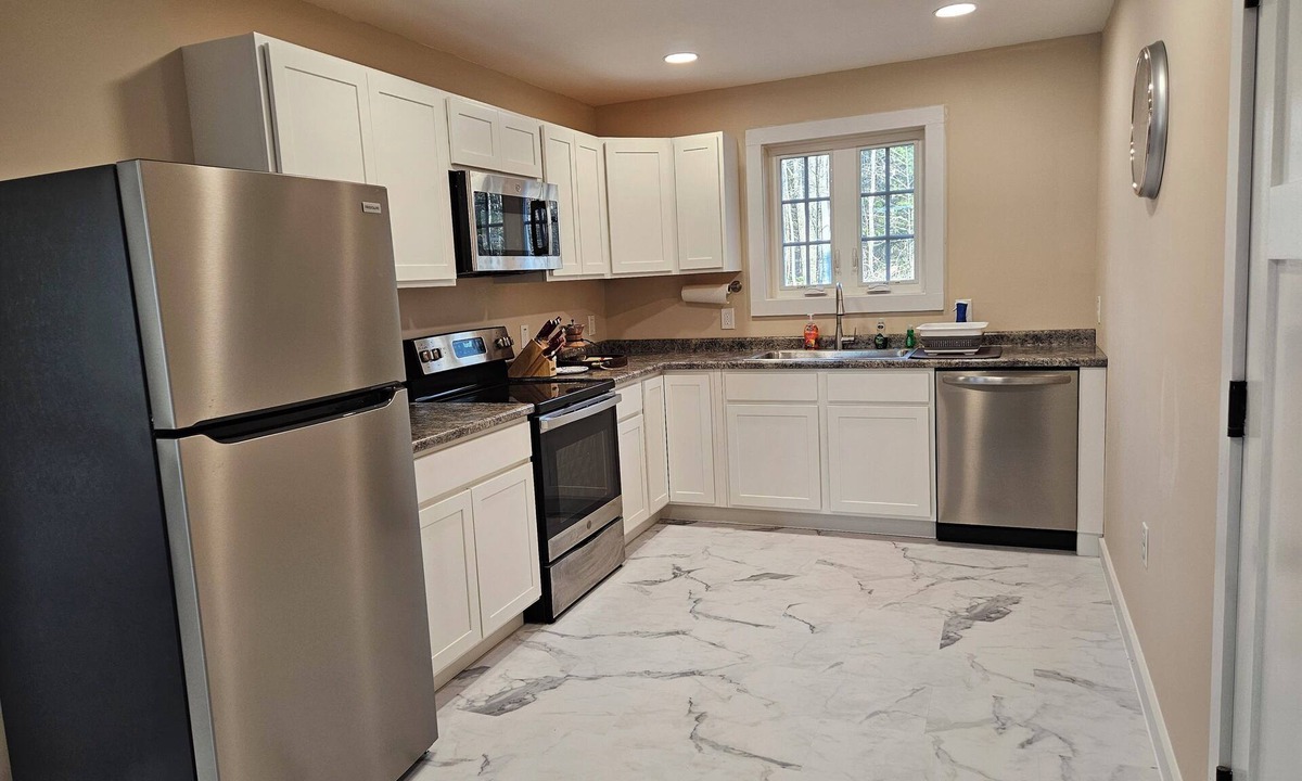 Meadows House | Canterbury, NH!1 bed, 1 bath cozy haven, lakes and mountains & adventures.