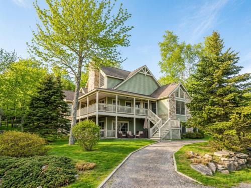 McHenry House | Castle in the Sky