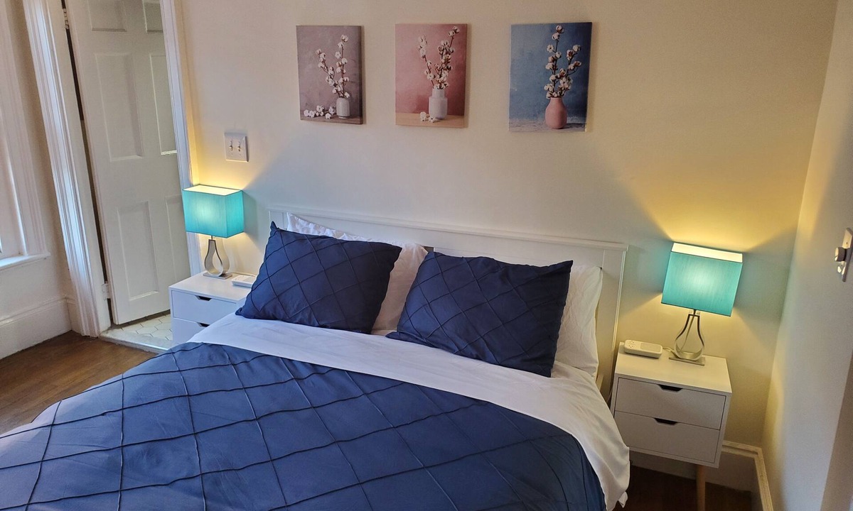 Shawmut Apartment | Charming 1 BR apartment in Historic Bay Village