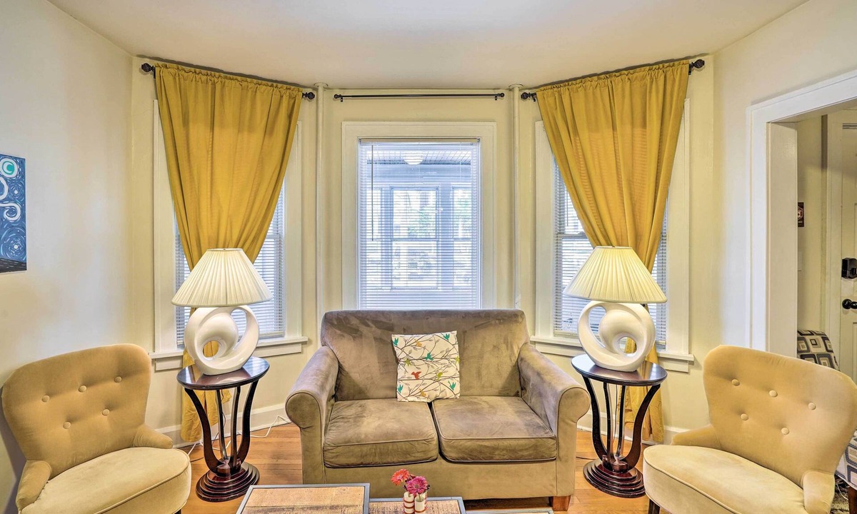 Melrose Cottage | Charming Albany Retreat ~ 3 Mi to Downtown!