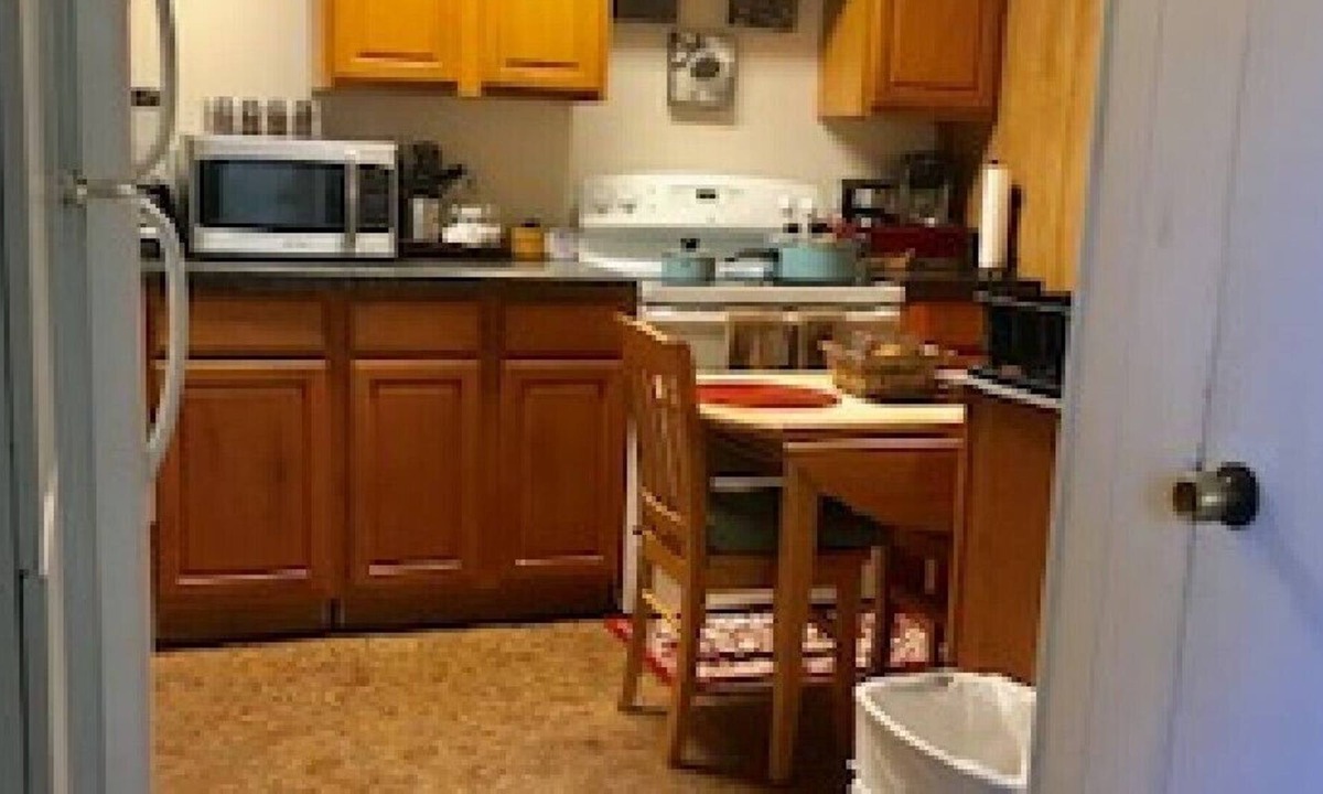 Indian River Estates Cottage | Charming Cozy Cottage Near Downtown