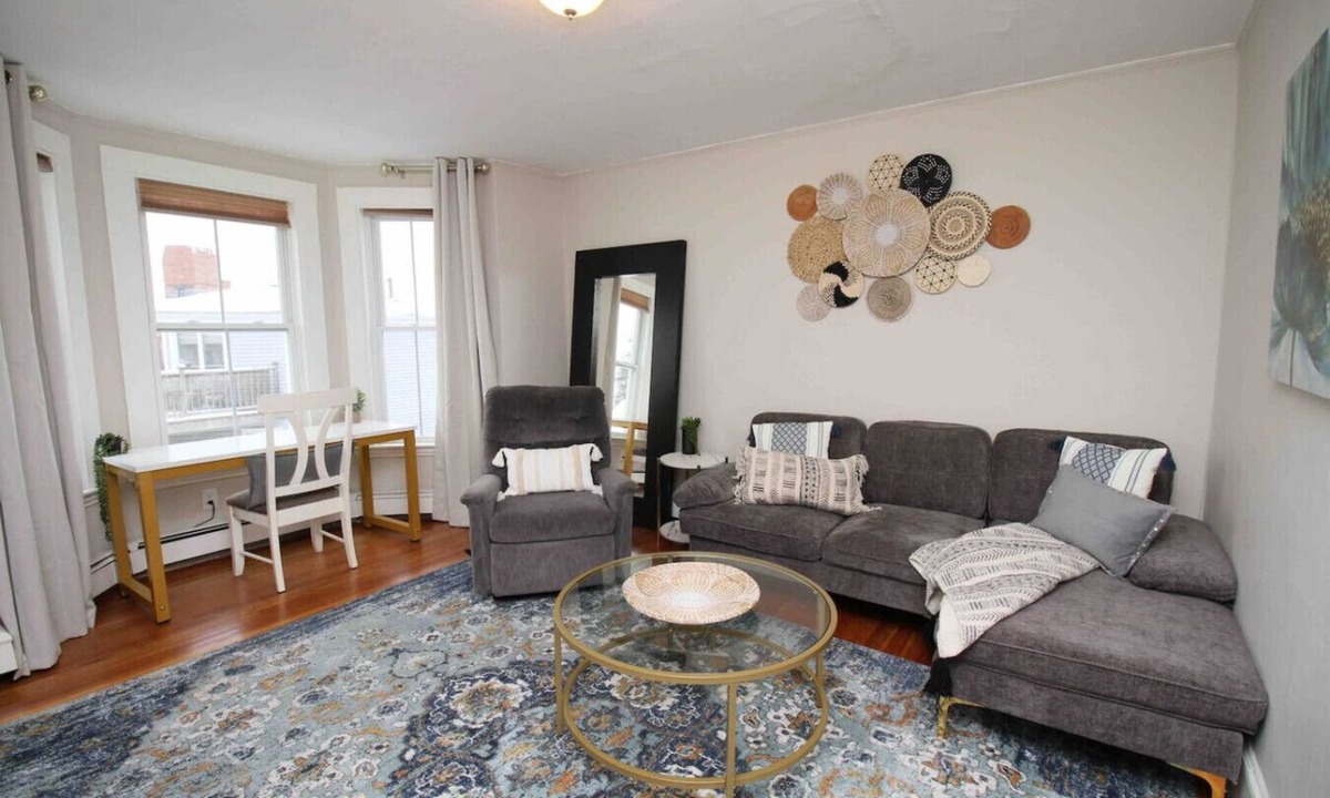 Beverly Apartment | Charming Downtown Gem ~ 2min to Salem ~ Workspace!