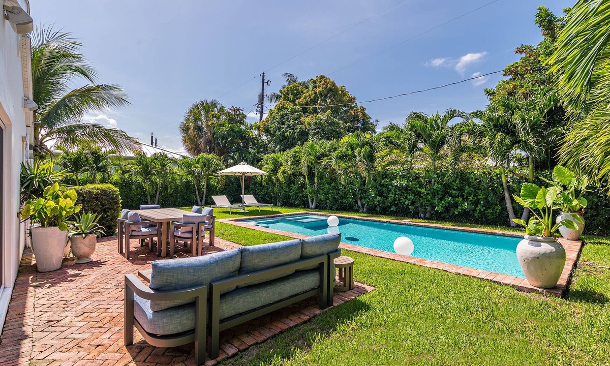 Southside House | Charming home with pool