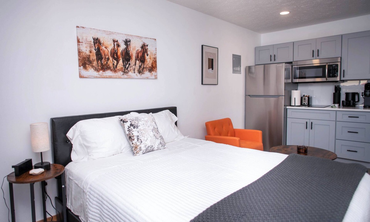 Mount Sterling Apartment | Charming micro-unit with AC in Mt. Sterling