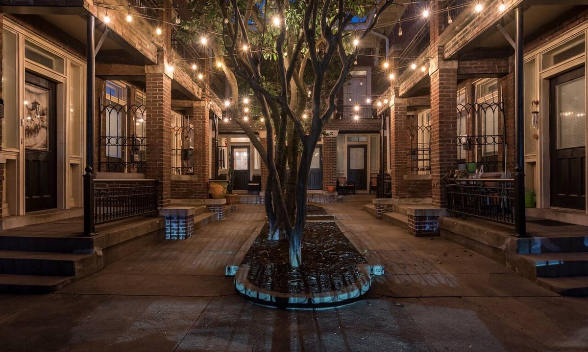 Downtown Little Rock Apartment | Charming New Orleans-Style Apartment with Gated Courtyard!