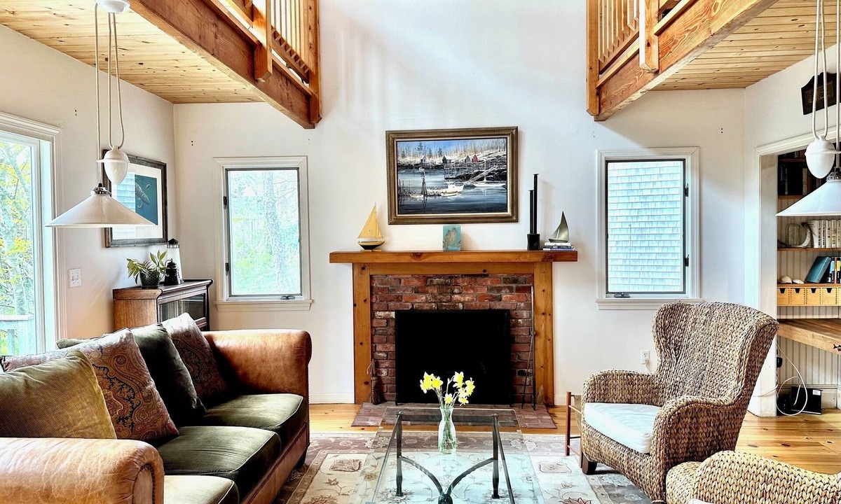 West Chatham House | Chatham Cape Cod Retreat, near boat yards, Harding's Beach, Stage Harbor Light