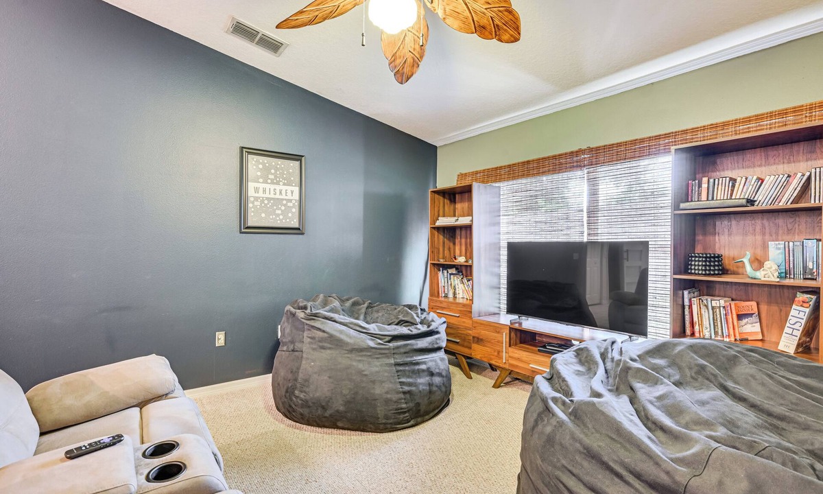 Dade City House | Close to Dtwn! Family-Friendly Dade City Townhome