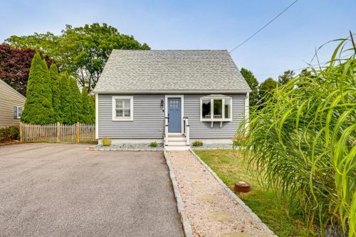 Matunuck House | Coastal Charmer < 1 Mi to South Kingstown Beach