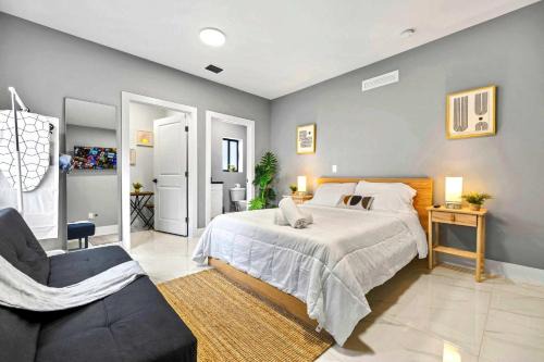 Liberty City Apartment | Comfortable Studio - Minutes from Wynwood