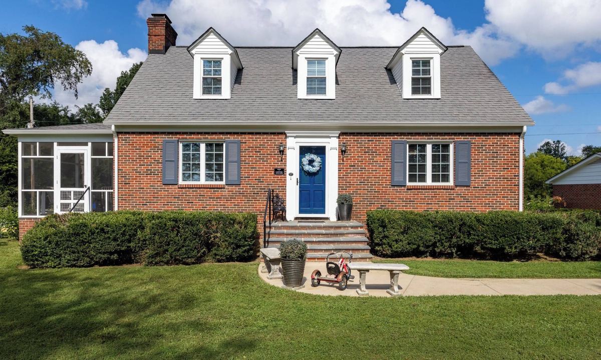 Oakpark House | Country Retreat Near Shenandoah & Old Rag - Family Friendly Getaway