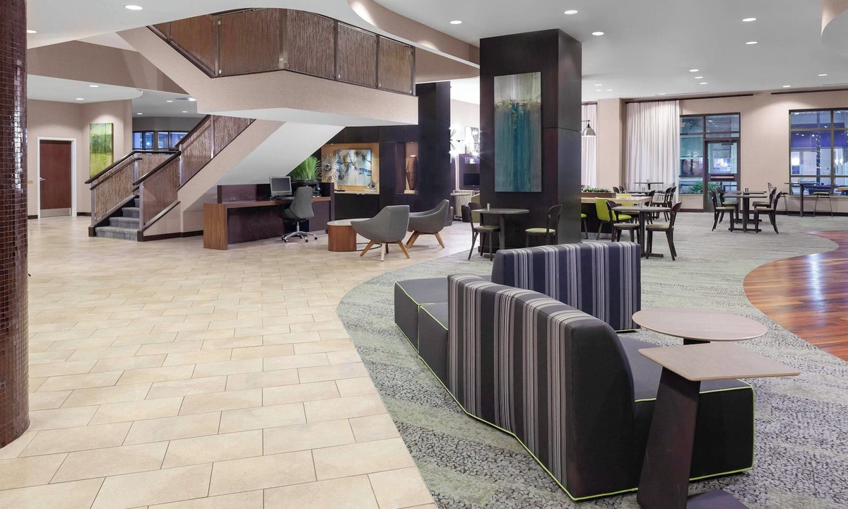 Downtown Memphis Hotel | Courtyard by Marriott Downtown Memphis