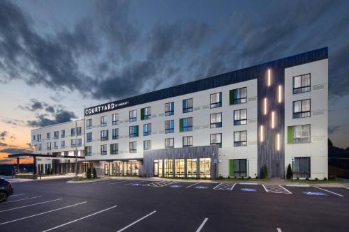 Russellville Hotel | Courtyard by Marriott Russellville