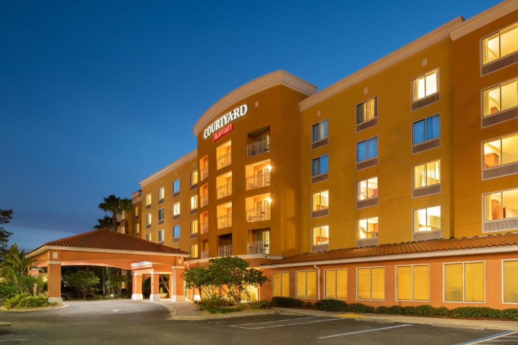 Orange Park Hotel | Courtyard Jacksonville Orange Park
