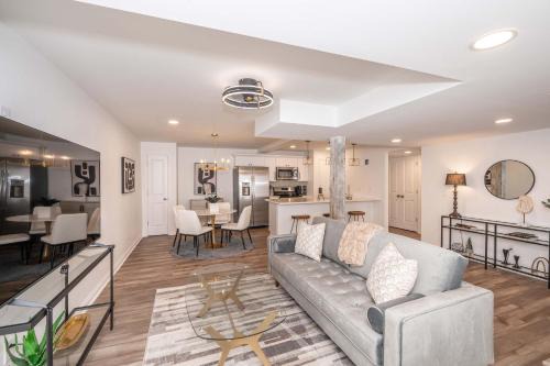 Covington House | Covington Charm 101