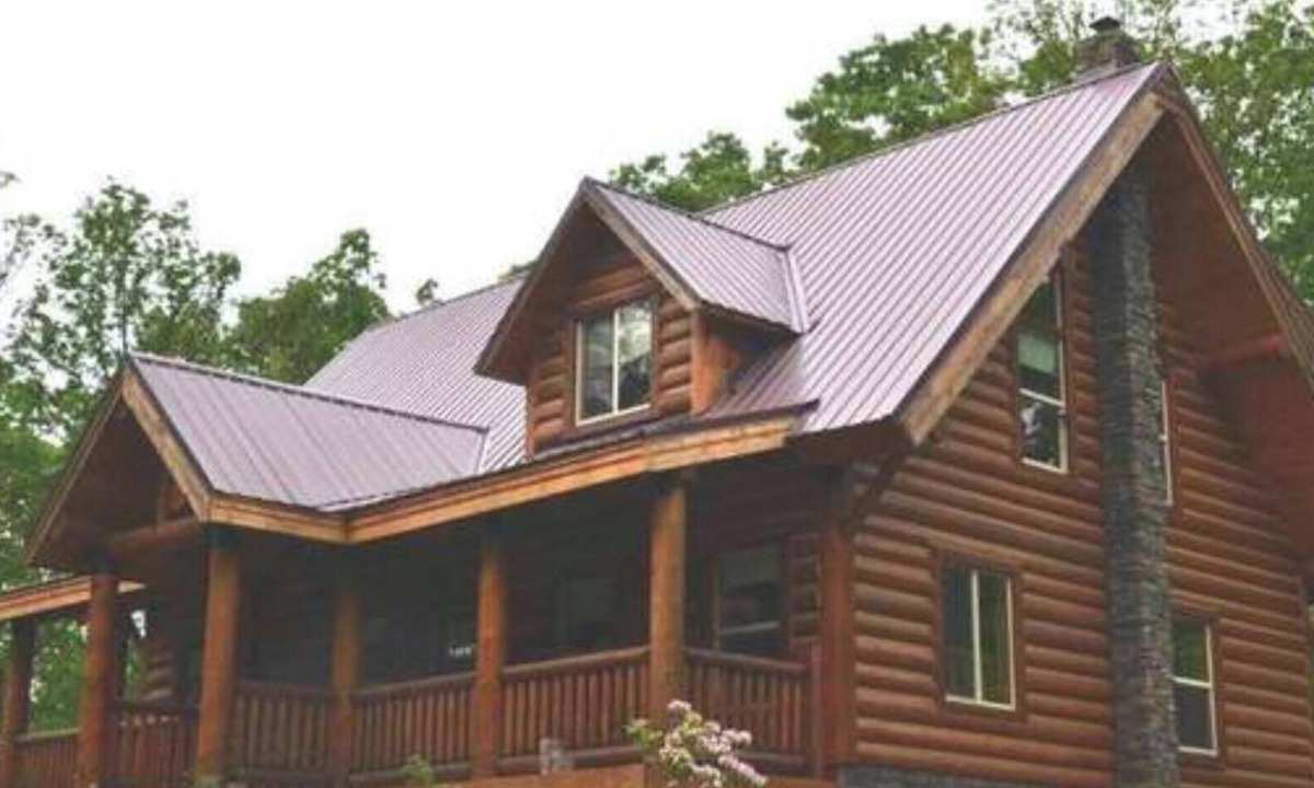 Baker Cabin | Cozy and Private Log Cabin!