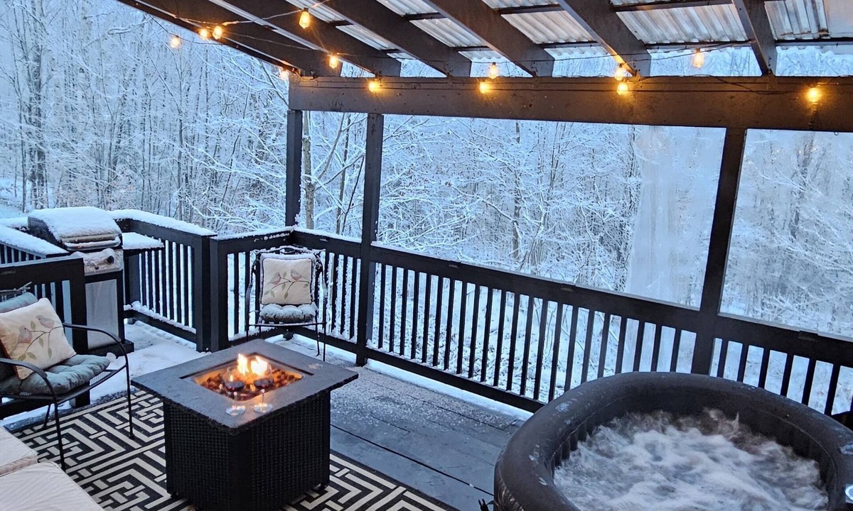 North Jay Cabin | Cozy Winter Cabin Wood Stove Mountain View
