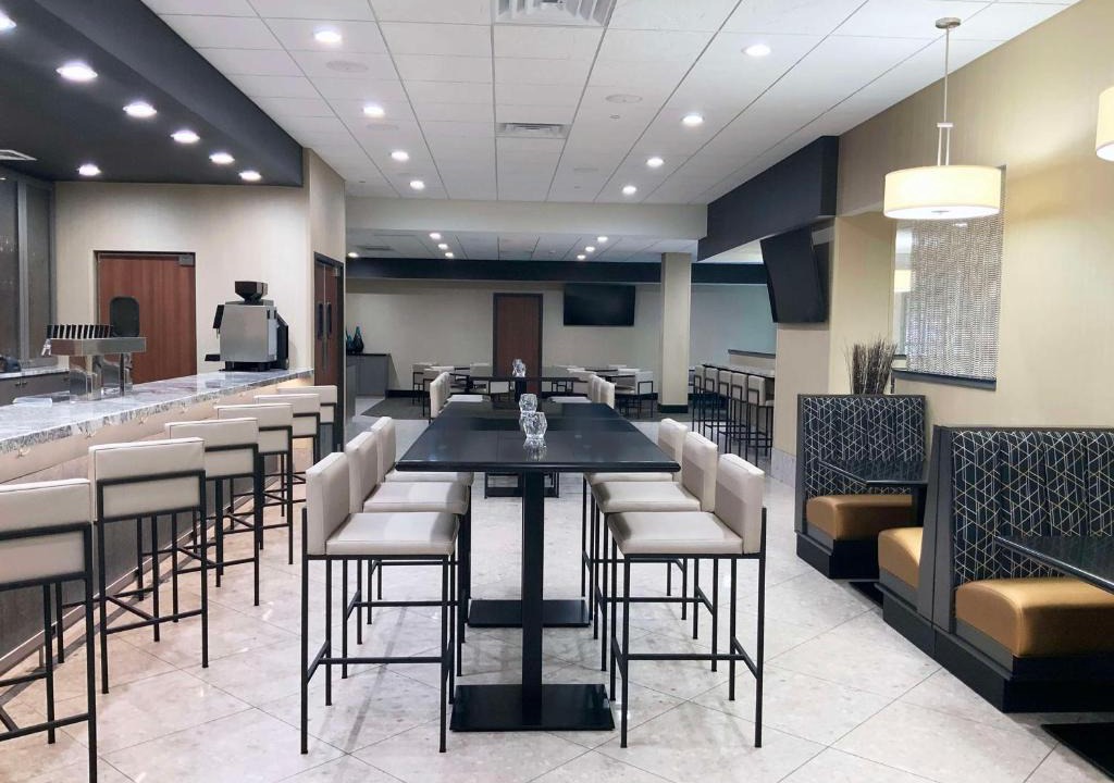 Madison Hotel | DoubleTree by Hilton Madison Downtown
