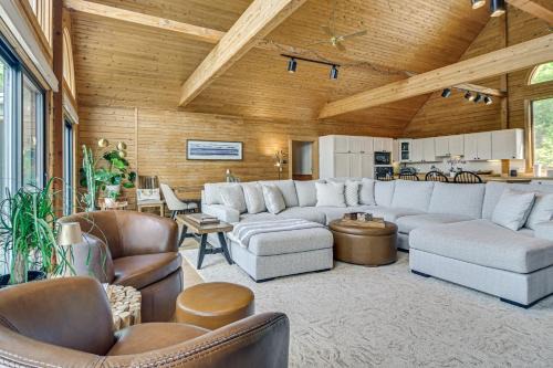 Harrison House | Elegant & Quiet Maine Escape w/Sauna & Deck