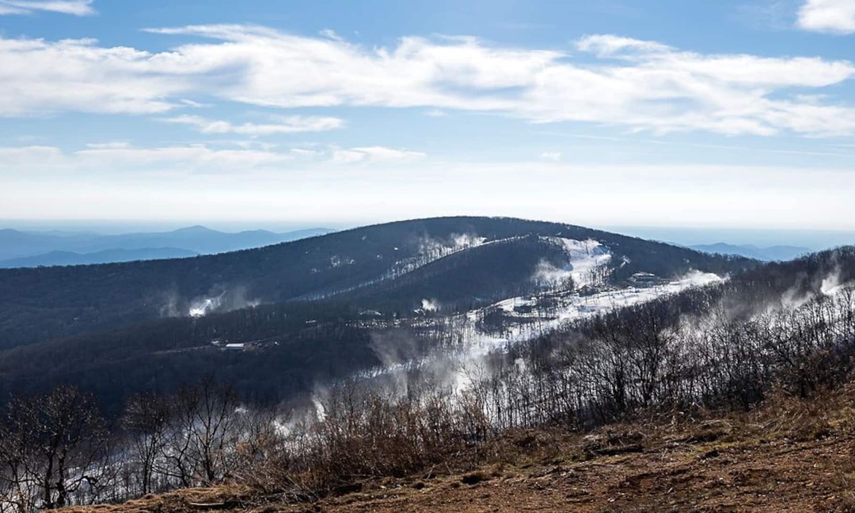 Chestnut Springs Condo | ENDLESS VIEWS, mountain top condo, new wraparound deck, wood burning fireplace