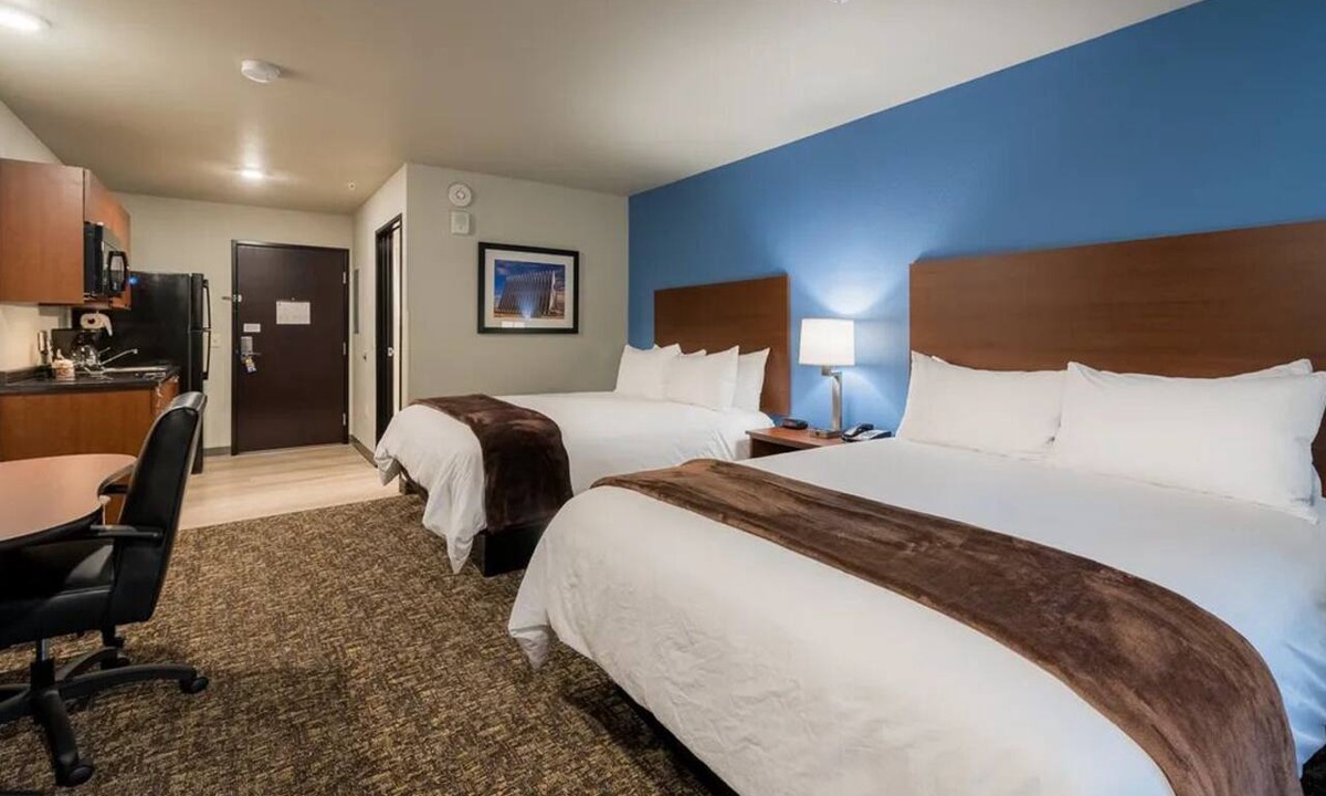 Meridian Hotel | Enjoy Comfort in Pet-Friendly Room with Full Kitchen - Great Location