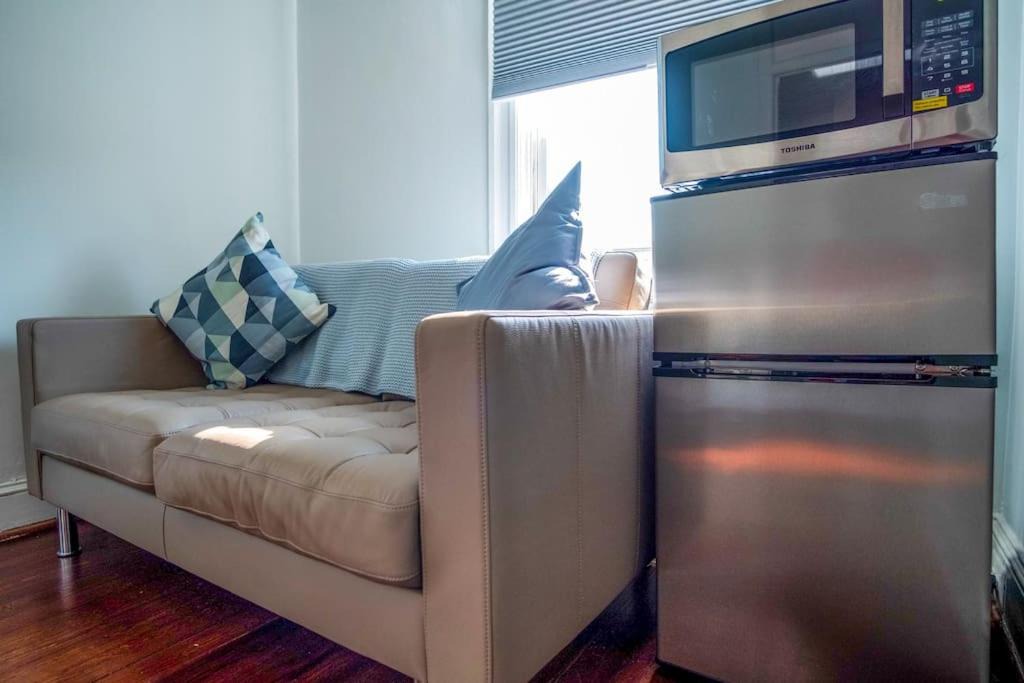 Charles Village Apartment | Entire Spacious Guest Unit @JHU (w Private Bath)