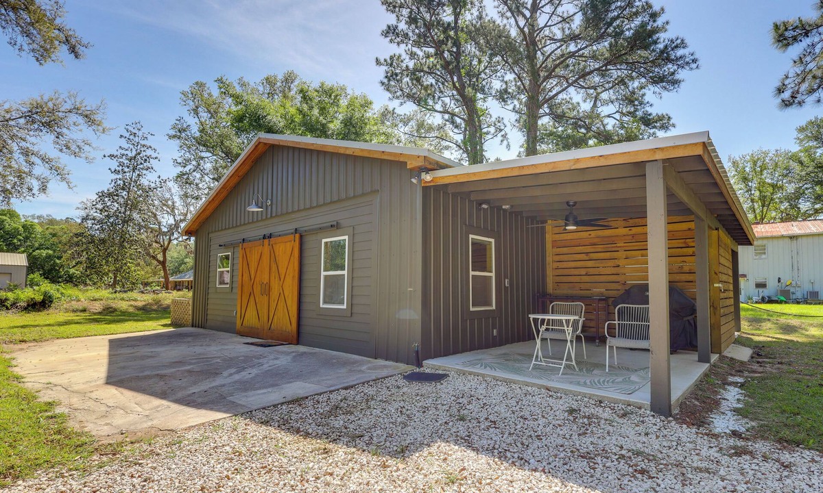 Foley Cabin | Fish & Relax! Magnolia River Cabin Hideaway
