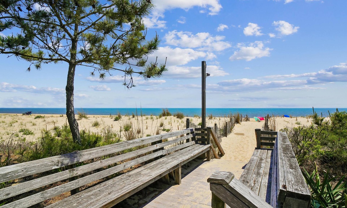 Fenwick Island House | FREE DAILY ACTIVITIES INCLUDED! 2 bedroom + loft, 2.5 bath townhouse