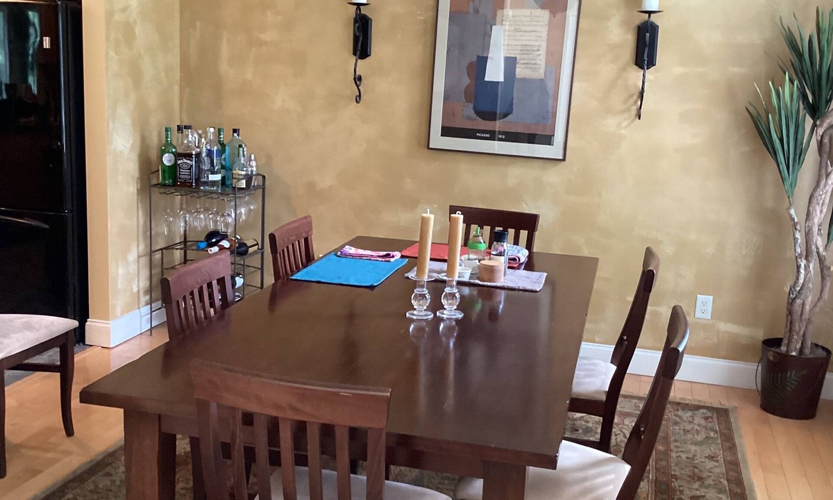 Hanover House | Fully furnished executive home available Dec 1, 2023 thru April 30, 2024