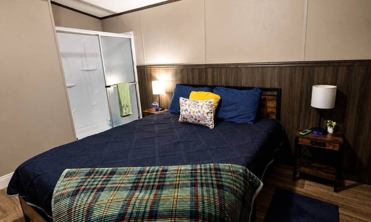 Quitman Apartment | Get Hooked on Lake Fork-Waterfront-With boat ramp