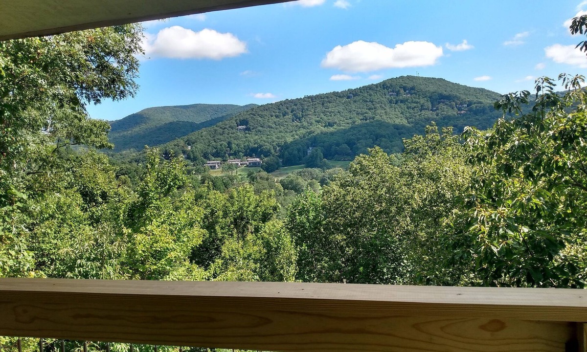 Sky Valley House | Glory View at Saddleback - Dog Friendly!