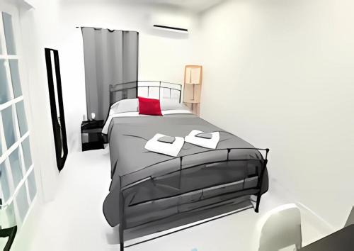 West Little Havana House | Gorgeous Private Room, near the Airport - Free parking - 01