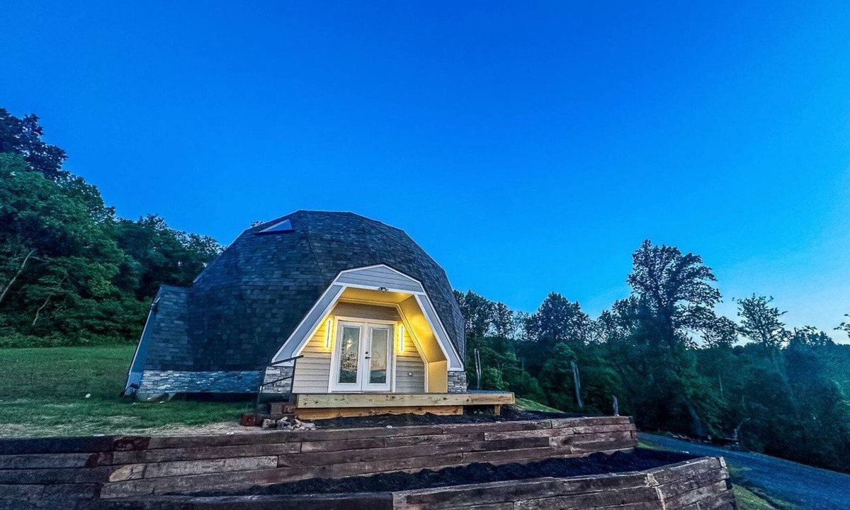 Front Royal Cabin | Gorgeous Spacious Geodesic Dome with Incredible Views for an Unforgettable Escape near Front Royal, Virginia