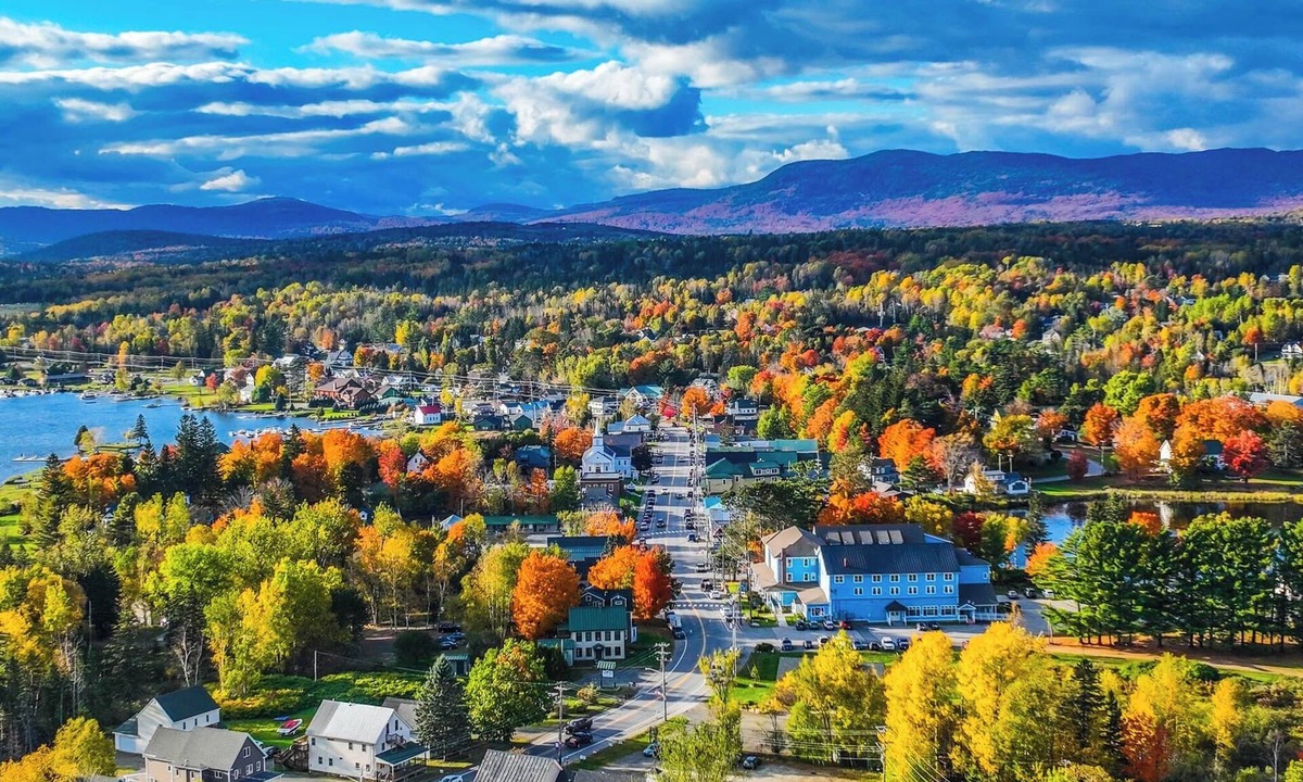 Rangeley Condo | Gray Fox 15 - Amazing ski in/ski out condo at Saddleback!