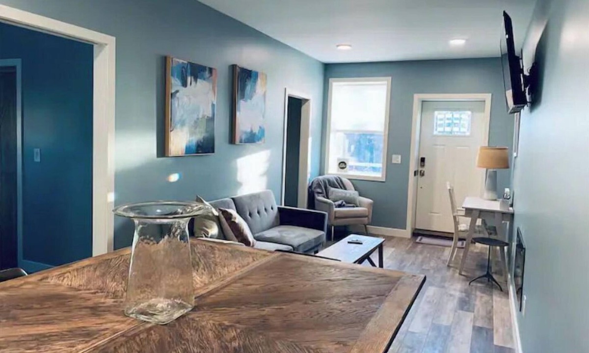 Halfmoon Apartment | Halfmoon HOT TUB Retreat